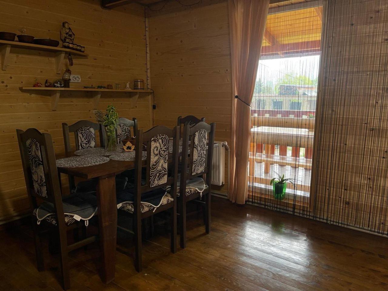 Карпатський Котедж Karpatian Cottage Vorokhta Oda fotoğraf